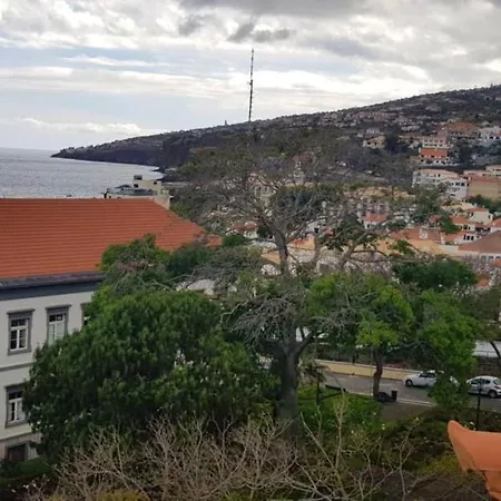 Apartment With One Bedroom In Santa Cruz With Wonderful Sea View Enclosed Garden And Wifi 1 Km From The Beach Santa Cruz (Madeira)